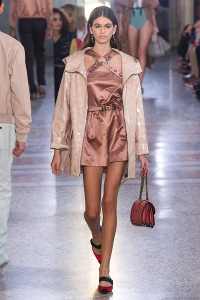 Look 36